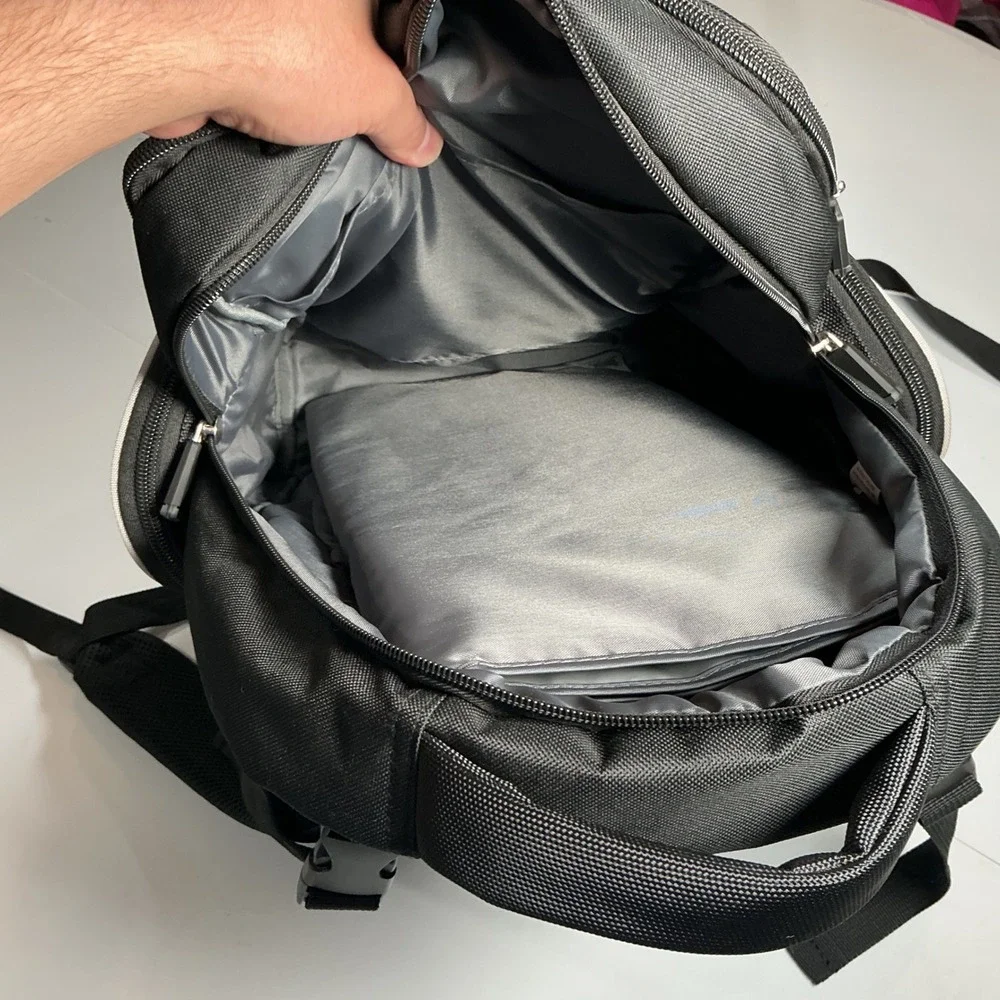 Eddie Bauer First Adventure Backpack Unisex Black Multi Pocket Insulated Utility